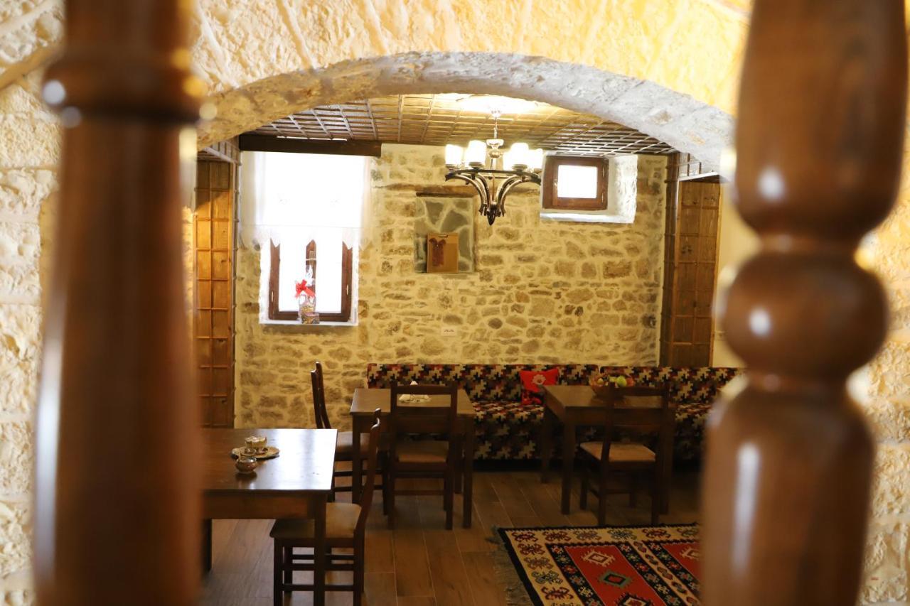 Koroni Boutique * Berat