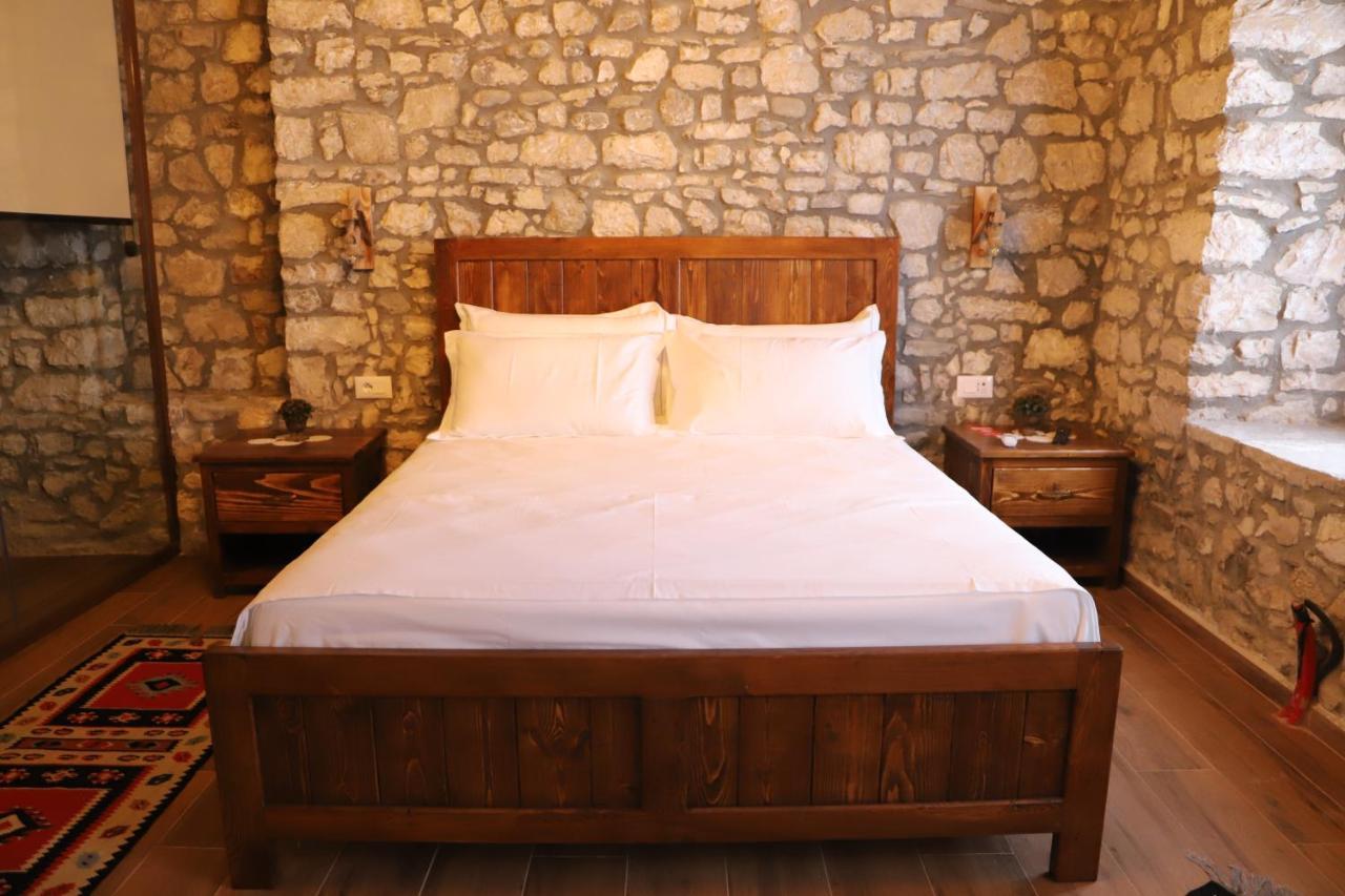 Koroni Boutique Berat